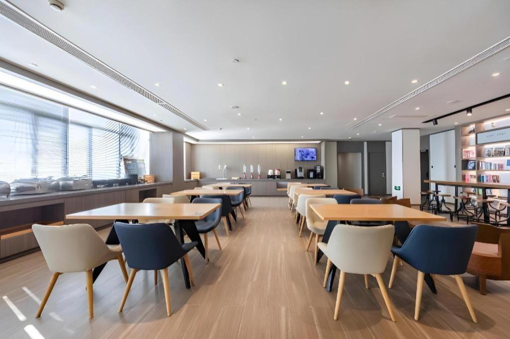 Hanting Hotel Shanghai Caohejing Yishan Road Экстерьер фото