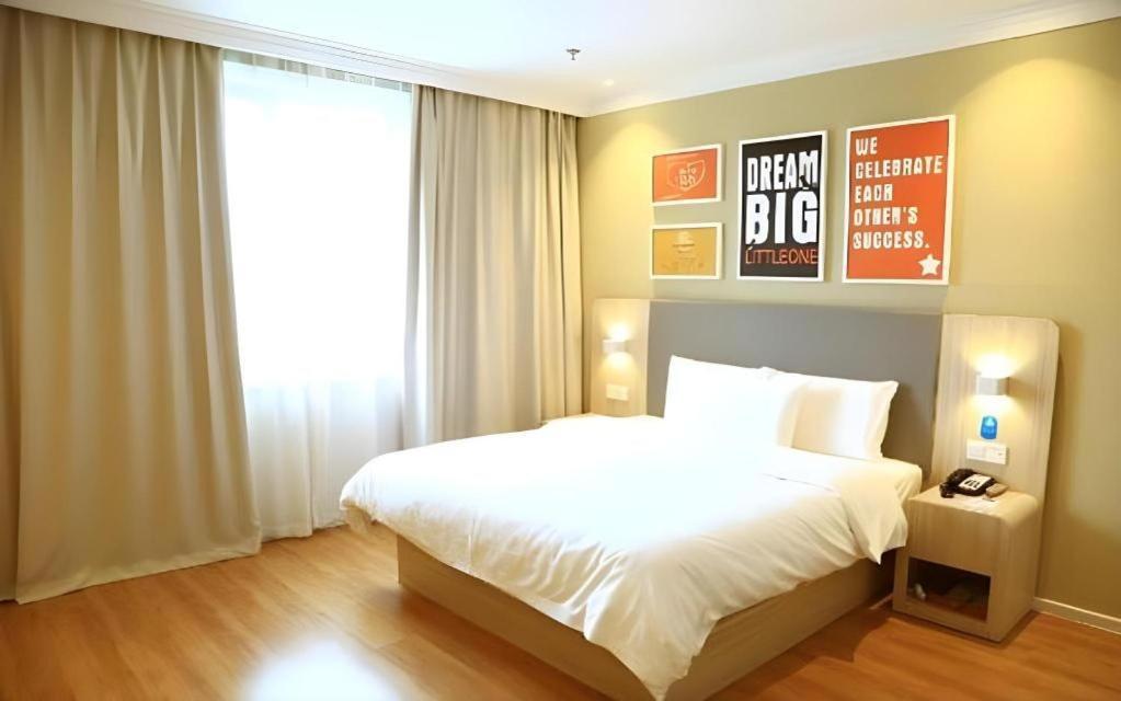 Hanting Hotel Shanghai Caohejing Yishan Road Экстерьер фото