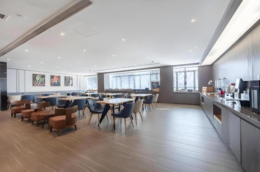 Hanting Hotel Shanghai Caohejing Yishan Road Экстерьер фото